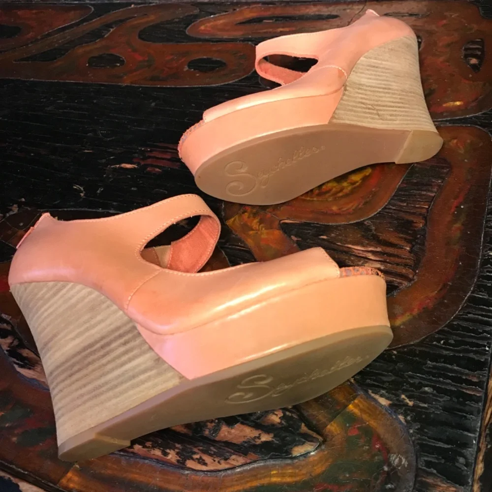 Seychelles Risky Business Leather Wedge Heels Platform - 7-1/2 NWOT